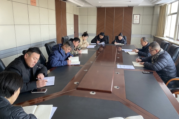 微山湖纺织公司召开全体干部会议